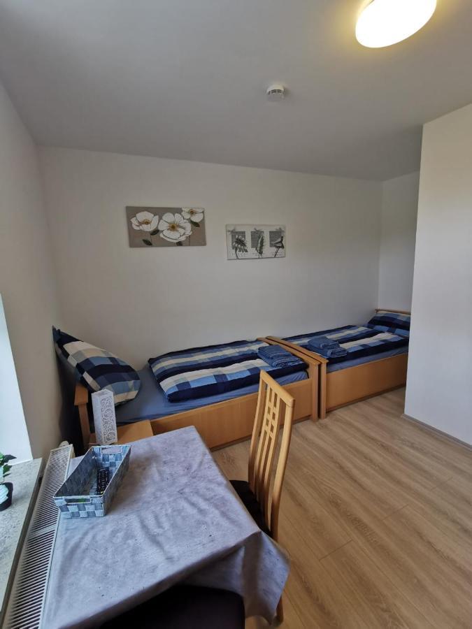 Pension Am Steinbruch Hilter 外观 照片